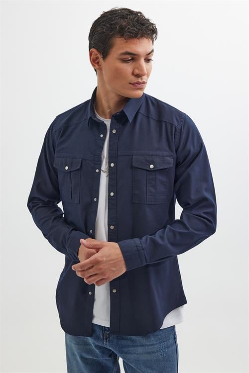 Erkek Slim Fit Uzun Kollu Spor Yaka Yıkamalı Çift Cepli Armürlü Denim Kot Lacivert Gömlek