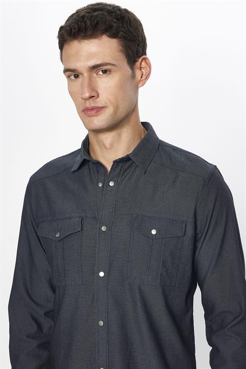 Erkek Slim Fit Dar Kesim Denim Kot Yıkamalı Çift Cepli İndigo Spor Yaka Gömlek