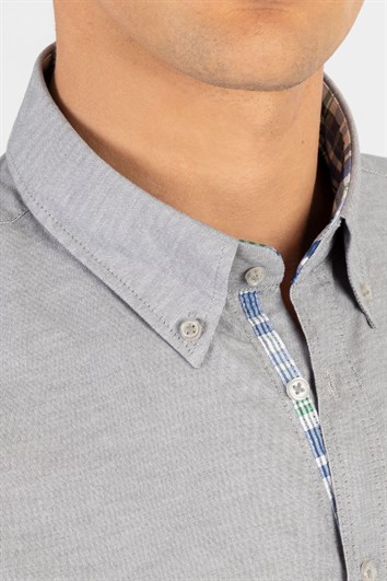 Erkek Slim Fit Dar Kesim Kısa Kollu Pamuklu Oxford Doku Kolay Ütülenebilir Gri Düğmeli Yaka Gömlek