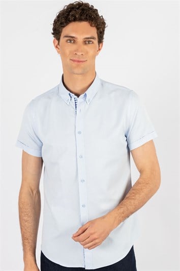 Erkek Slim Fit Dar Kesim Kısa Kollu Pamuklu Oxford Doku Kolay Ütülenebilir Mavi Düğmeli Yaka Gömlek