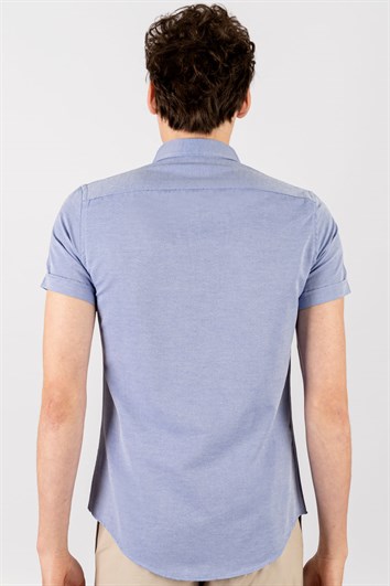 Erkek Slim Fit Dar Kesim Kısa Kollu Pamuklu Oxford Doku Sax Mavi Düğmeli Yaka Gömlek