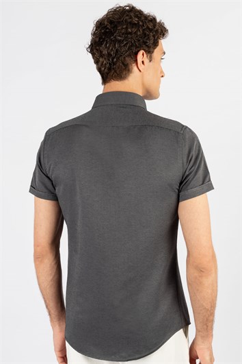 Erkek Slim Fit Dar Kesim Kısa Kollu Pamuklu Oxford Doku Kolay Ütülenebilir Gri Düğmeli Yaka Gömlek