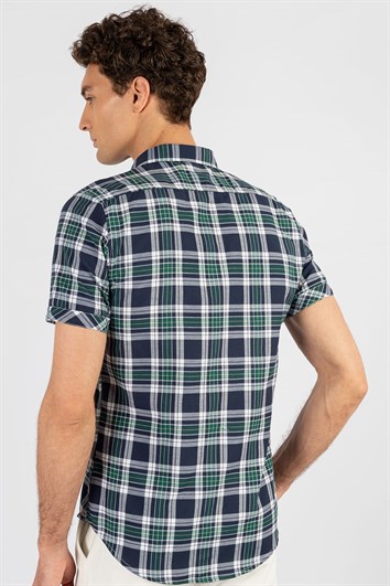 Slim Fit Kısa Kollu Ekose Çift Cep Kapaklı Erkek Gömlek