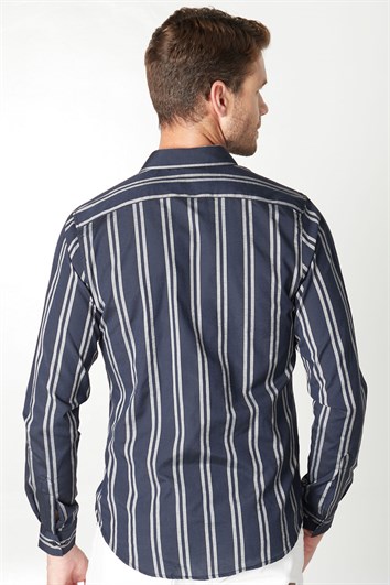 Erkek Slim Fit Dar Kesim Uzun Kollu Pamuklu Kolay Ütü Çizgili Lacivert Düğmeli Yaka Gömlek