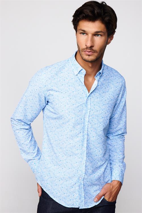 Slim Fit Uzun Kollu Baskılı Desenli Kolay Ütü Yaka Düğmeli Beyaz Gömlek