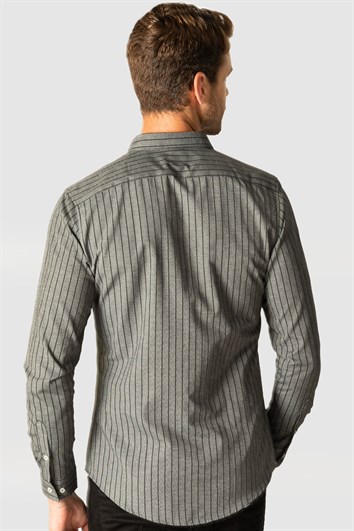 Slim Fit Uzun Kollu Düğmeli Yaka Pamuklu Kolay Ütü Çizgili Erkek Gömlek