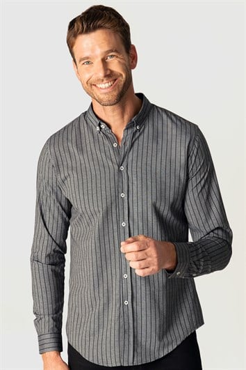 Slim Fit Uzun Kollu Düğmeli Yaka Pamuklu Kolay Ütü Çizgili Erkek Gömlek