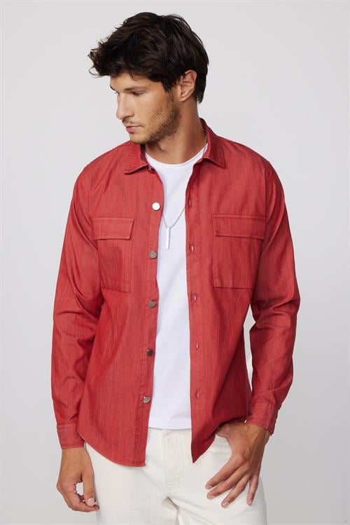 Slim Fit Uzun Kollu Denim Kot Parça Boyalı Çift Cep Kapaklı Metal Düğme Erkek Kırmızı Gömlek