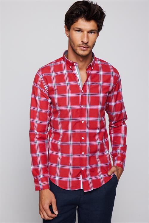 Erkek Slim Fit Dar Kesim Uzun Kollu Pamuklu Kolay Ütü Kareli Düğmeli Yaka Gömlek