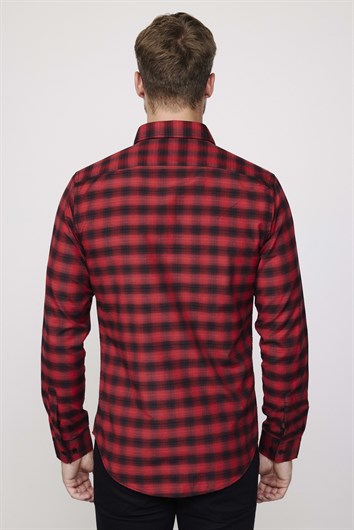 Erkek Slim Fit Dar Kesim Uzun Kollu Pamuklu Kolay Ütü Kareli Düğmeli Yaka Gömlek