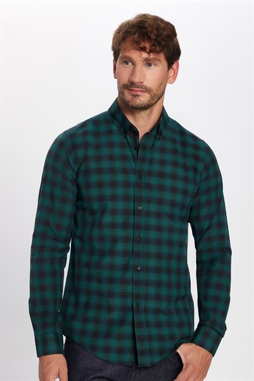 Erkek Slim Fit Dar Kesim Uzun Kollu Pamuklu Kolay Ütü Kareli Düğmeli Yaka Gömlek