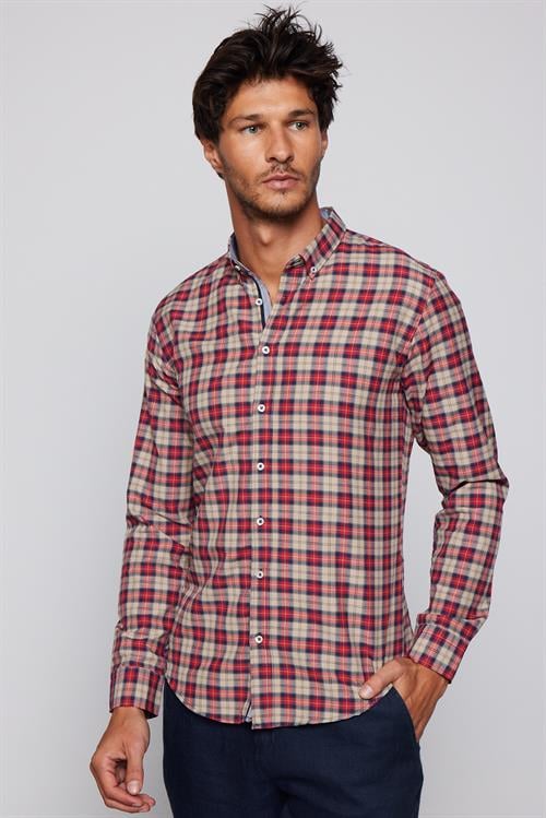 Erkek Slim Fit Dar Kesim Uzun Kollu Pamuklu Kolay Ütü Kareli Düğmeli Yaka Gömlek