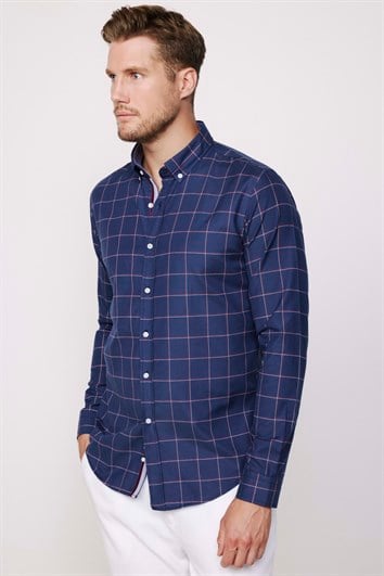 Erkek Slim Fit Dar Kesim Uzun Kollu Pamuklu Kolay Ütü Kareli Düğmeli Yaka Gömlek