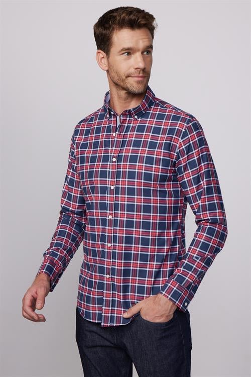 Erkek Slim Fit Dar Kesim Uzun Kollu Pamuklu Kolay Ütü Kareli Düğmeli Yaka Gömlek