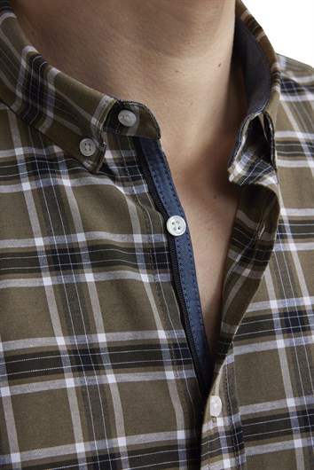 Erkek Slim Fit Dar Kesim Uzun Kollu Pamuklu Kolay Ütü Kareli Düğmeli Yaka Gömlek