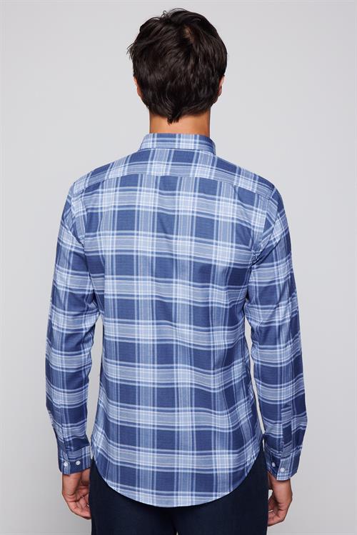 Erkek Slim Fit Dar Kesim Uzun Kollu Pamuklu Kolay Ütü Kareli Düğmeli Yaka Gömlek