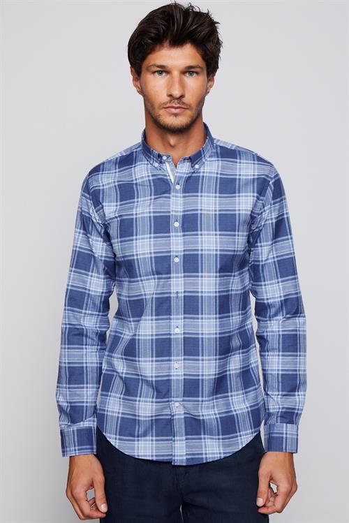 Erkek Slim Fit Dar Kesim Uzun Kollu Pamuklu Kolay Ütü Kareli Düğmeli Yaka Gömlek