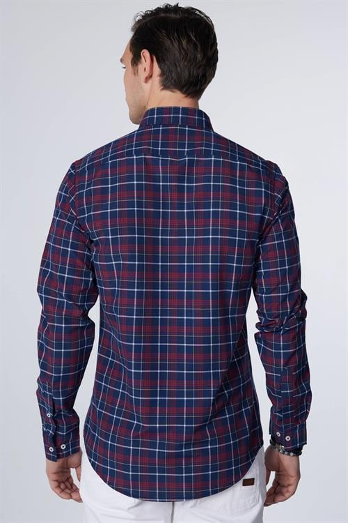 Erkek Slim Fit Dar Kesim Uzun Kollu Pamuklu Kolay Ütü Kareli Düğmeli Yaka Gömlek