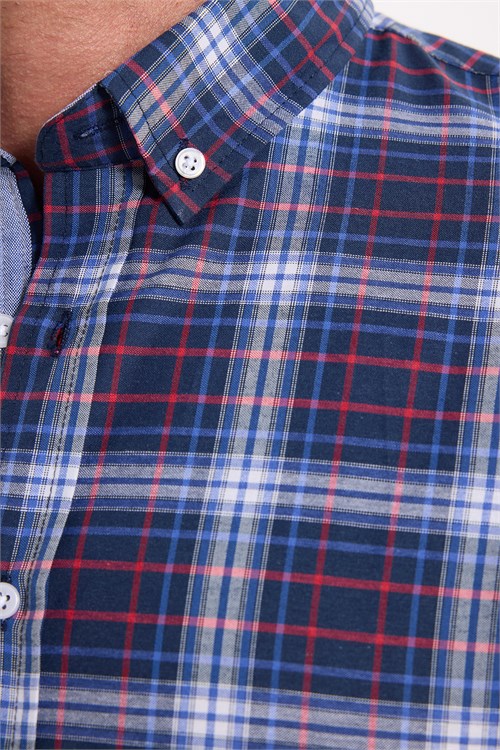 Erkek Slim Fit Dar Kesim Uzun Kollu Pamuklu Kolay Ütülenebilir Kareli Düğmeli Yaka Gömlek