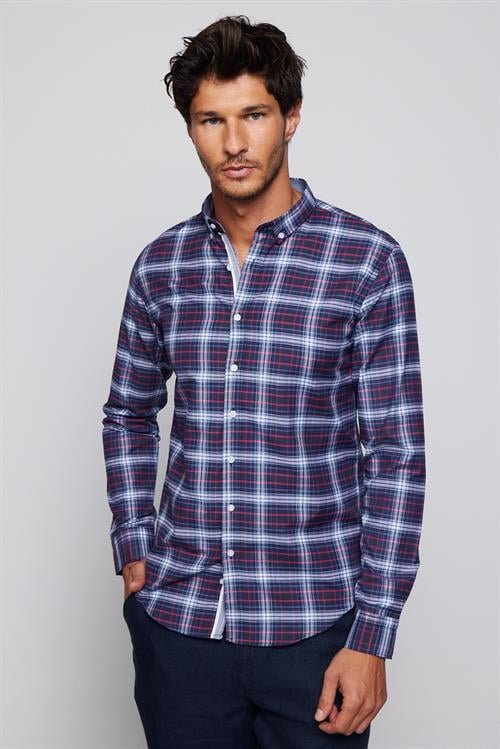 Erkek Slim Fit Dar Kesim Uzun Kollu Pamuklu Kolay Ütü Kareli Düğmeli Yaka Gömlek