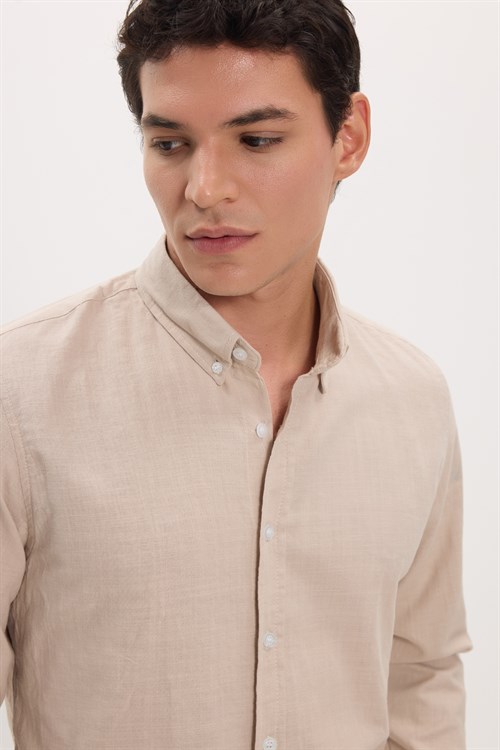 Erkek Slim Fit Dar Kesim %100 Pamuk Keten Doku Düğmeli Yaka Taş Renk Gömlek