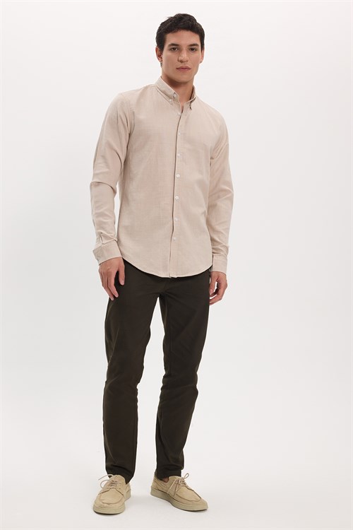 Erkek Slim Fit Dar Kesim %100 Pamuk Keten Doku Düğmeli Yaka Taş Renk Gömlek