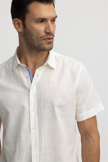 Erkek Slim Fit Dar Kesim Kısa Kollu %100 Pamuk Keten Doku Cepli Beyaz Gömlek