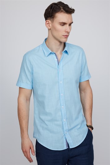 Erkek Slim Fit Dar Kesim Kısa Kollu %100 Pamuk Keten Doku Cepli Mavi Gömlek
