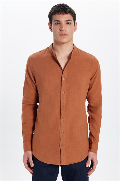 Erkek Slim Fit Dar Kesim Uzun Kollu %100 Pamuk Keten Doku Hakim Yaka Kiremit Renk Gömlek