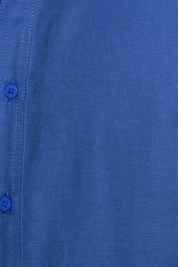 Erkek Slim Fit Dar Kesim Kısa Kollu Pamuklu Oxford Doku Sax Mavi Düğmeli Yaka Gömlek