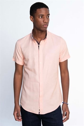 Erkek Slim Fit Dar Kesim Kısa Kollu Pamuklu Oxford Doku Kolay Ütülenebilir Pembe Düğmeli Yaka Gömlek