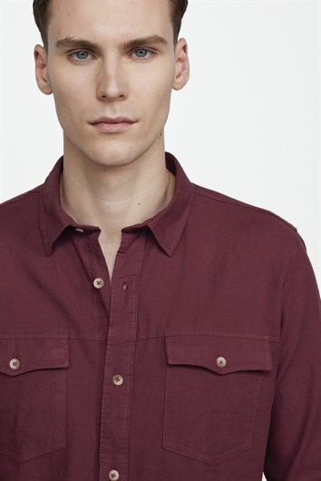 Erkek Slim Fit Dar Kesim %100 Pamuk Keten Doku Çift Cep Spor Yaka Bordo Gömlek