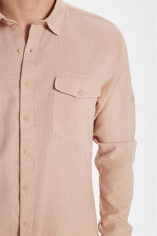 Erkek Slim Fit Dar Kesim %100 Pamuk Keten Doku Çift Cep Spor Yaka Somon Gömlek