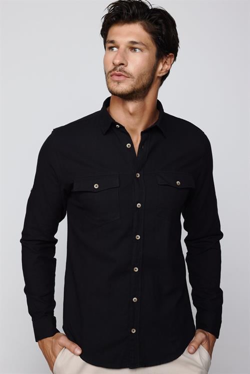Erkek Slim Fit Dar Kesim %100 Pamuk Keten Doku Çift Cep Spor Yaka Siyah Gömlek
