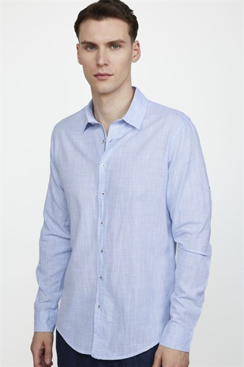 Erkek Slim Fit Dar Kesim Uzun Kollu %100 Pamuk Keten Doku Apoletli Mavi Gömlek