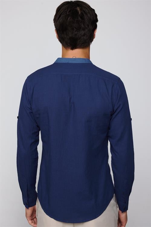 Erkek Slim Fit Dar Kesim Uzun Kollu %100 Pamuk Keten Doku Hakim Yaka Apoletli Indigo Gömlek