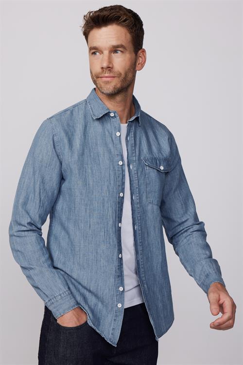 Slim Fit Uzun Kollu Dar Kesim Tek Cep Kapaklı Pamuklu Mavi Denim Kot Gömlek