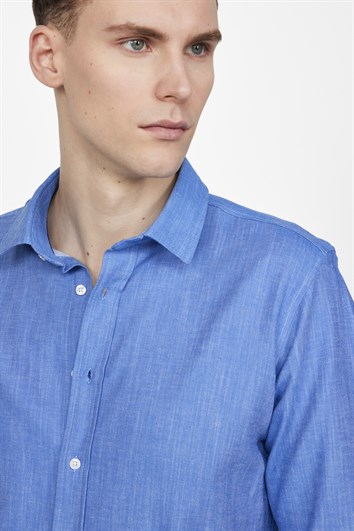 Erkek Slim Fit Dar Kesim Uzun Kollu %100 Pamuk Keten Doku Düz Biyeli Mavi Gömlek