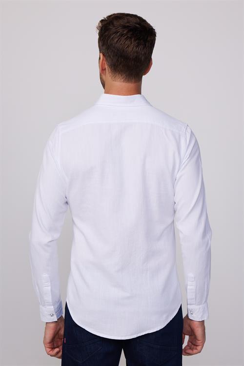 Erkek Slim Fit Dar Kesim Uzun Kollu %100 Pamuk Keten Doku Çift Cep Biyeli Beyaz Gömlek