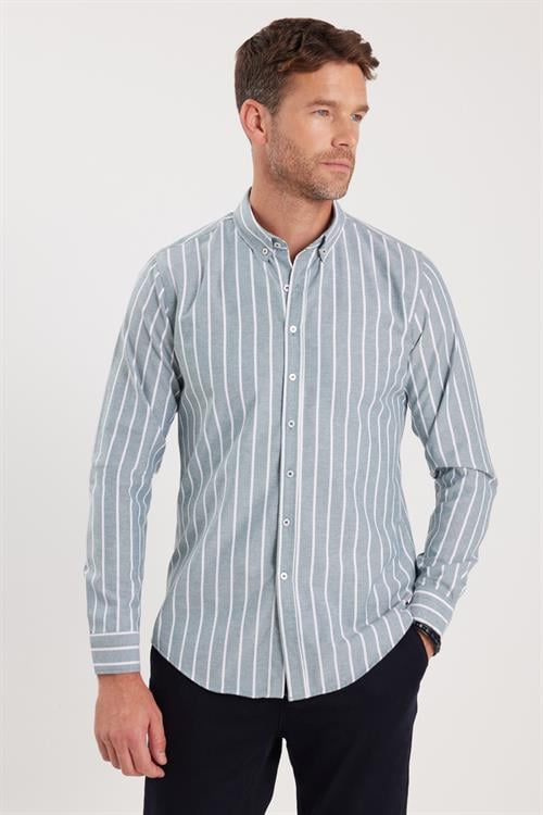 Slim Fit Uzun Kollu Düğmeli Yaka Çizgili Yumuşak Dokulu Pamuklu Erkek Gömlek