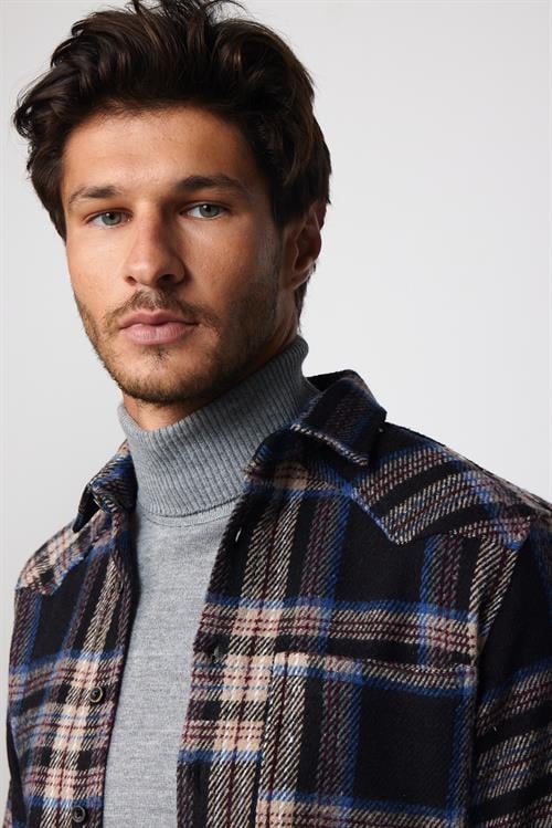 Erkek Slim Fit Dar Kesim Uzun Kollu Kareli Tek Cepli Kışlık Oduncu Gömlek