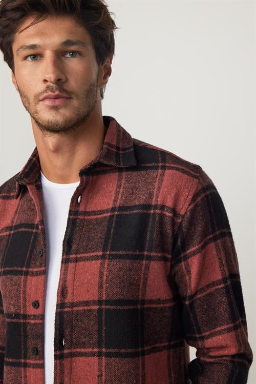 Erkek Slim Fit Dar Kesim Uzun Kollu Kareli Kışlık Oduncu Gömlek - Tudors 1 Alana 1 Bedava