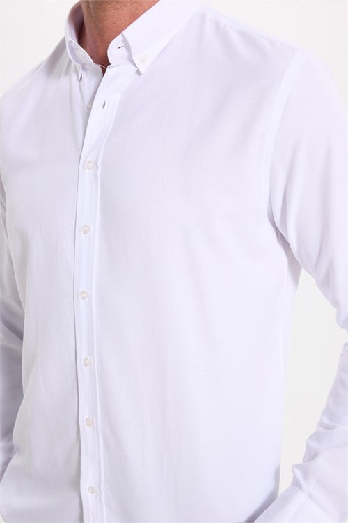 Erkek Slim Fit Dar Kesim Uzun Kollu Pamuklu Oxford Doku Kolay Ütülenebilir Beyaz Düğmeli Yaka Gömlek