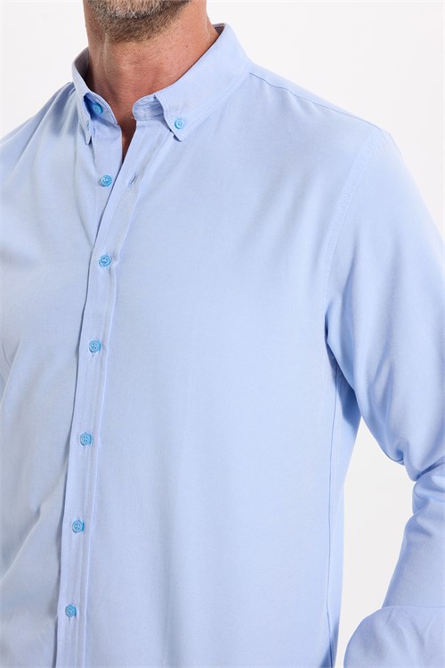 Erkek Slim Fit Dar Kesim Uzun Kollu Pamuklu Oxford Doku Kolay Ütülenebilir Mavi Düğmeli Yaka Gömlek