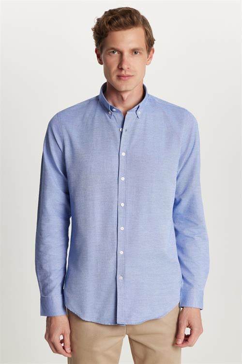 Erkek Slim Fit Dar Kesim Uzun Kollu Pamuklu Oxford Doku Kolay Ütü Mavi Düğmeli Yaka Gömlek