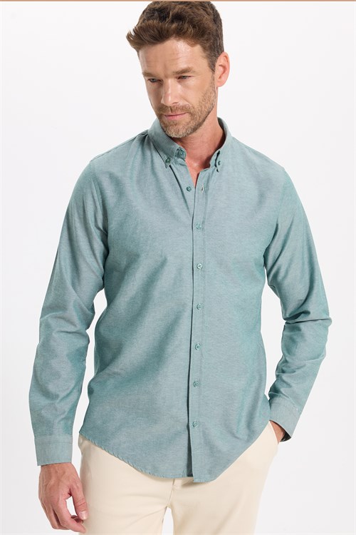 Erkek Slim Fit Dar Kesim Uzun Kollu Pamuklu Oxford Doku Kolay Ütülenebilir Yeşil Düğmeli Yaka Gömlek