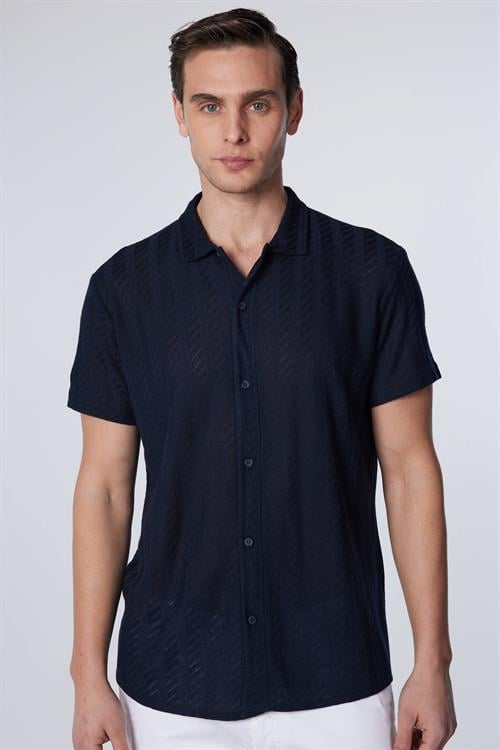 Erkek Slim Fit Dar Kesim Kısa Kollu Nefes Alan Örme Doku Armür Desenli Lacivert Gömlek