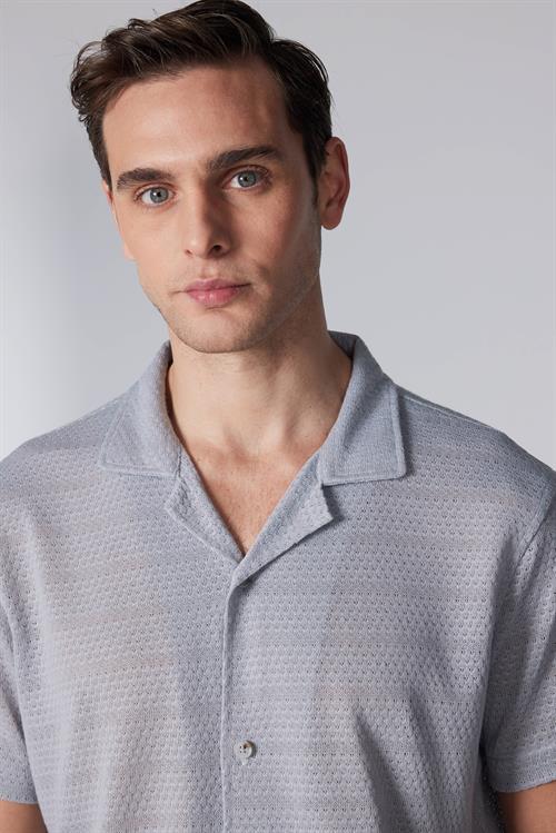 Erkek Slim Fit Dar Kesim Kısa Kollu Örme Kumaş Gri Apaş Yaka Gömlek