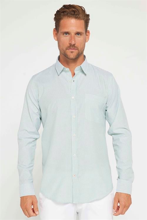 Erkek Slim Fit Dar Kesim Uzun Kollu Pamuklu Çizgili Tek Cepli Düğmeli Yaka Gömlek