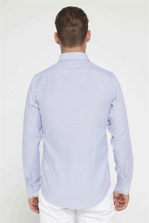 Erkek Slim Fit Dar Kesim Uzun Kollu Pamuklu Çizgili Tek Cepli Düğmeli Yaka Gömlek